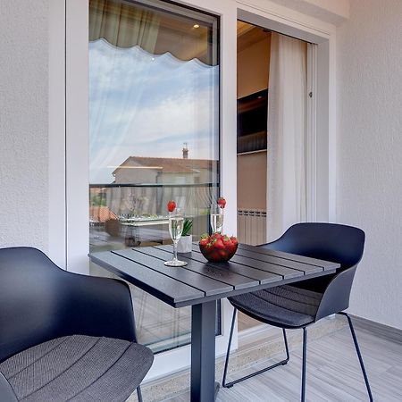Apartments Zanetti Пула Екстериор снимка